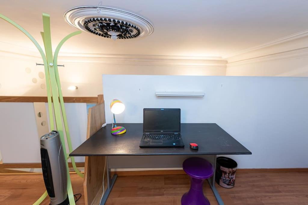 Anna-Maria : Grand Appartement 10 Personnes+Parking Prive -Actif+ Location- マルセイユ エクステリア 写真